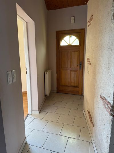 Image No.8-3 Bed House for sale