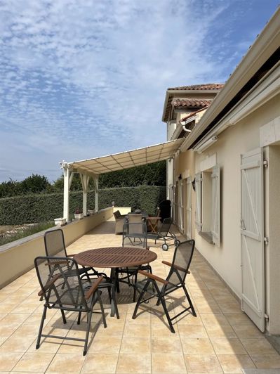 Image No.14-4 Bed House for sale