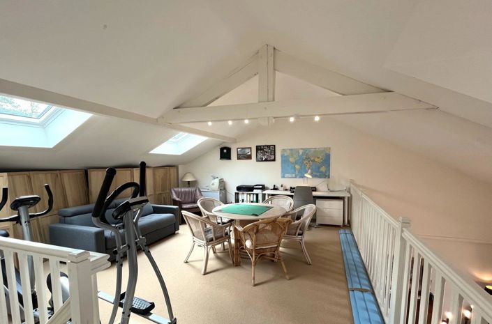 Image No.27-4 Bed House for sale