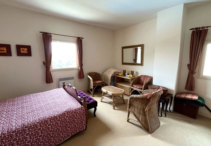 Image No.29-4 Bed House for sale