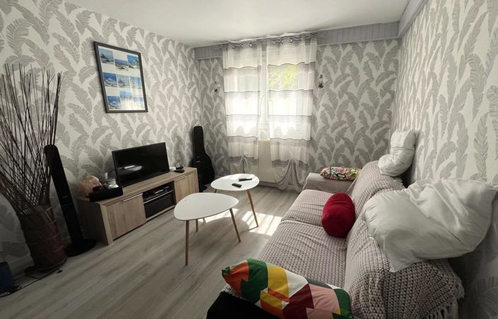 Image No.17-3 Bed House for sale