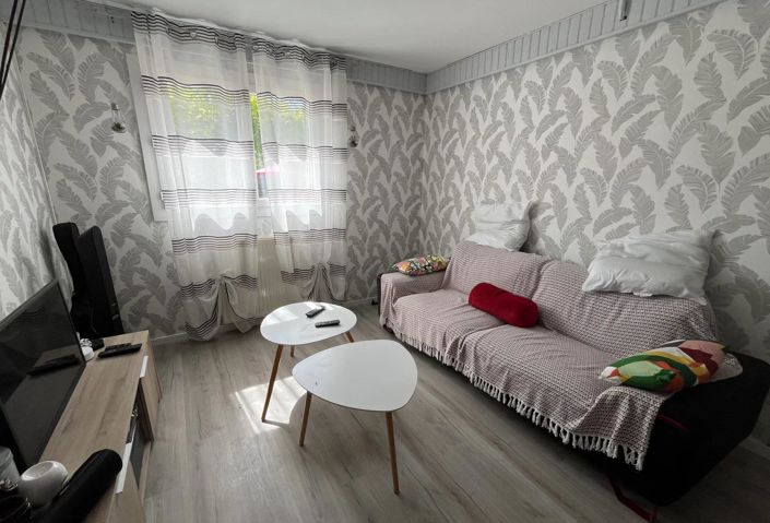 Image No.18-3 Bed House for sale