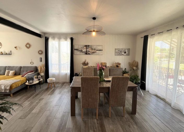 Image No.2-3 Bed House for sale