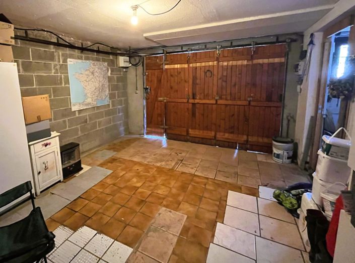 Image No.24-3 Bed House for sale