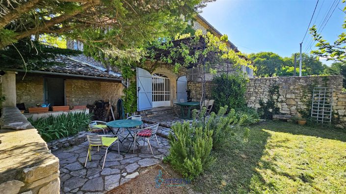 Image No.1-3 Bed House for sale