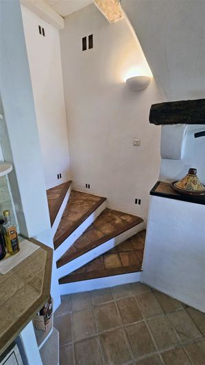 Image No.12-3 Bed House for sale