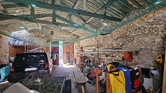 Image No.18-3 Bed House for sale