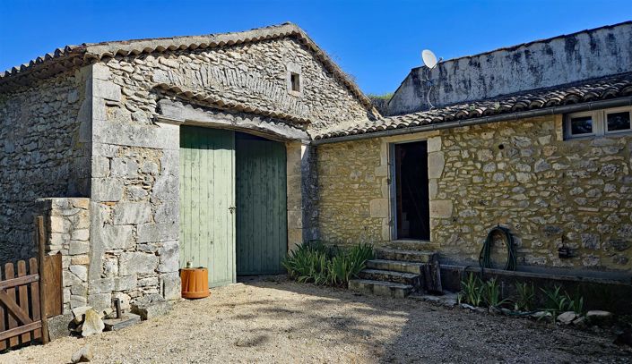 Image No.2-3 Bed House for sale