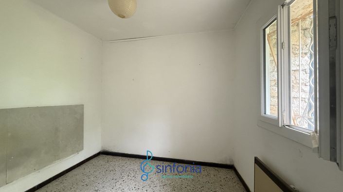 Image No.6-2 Bed House for sale