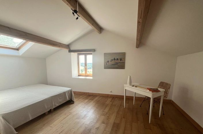 Image No.26-3 Bed House for sale