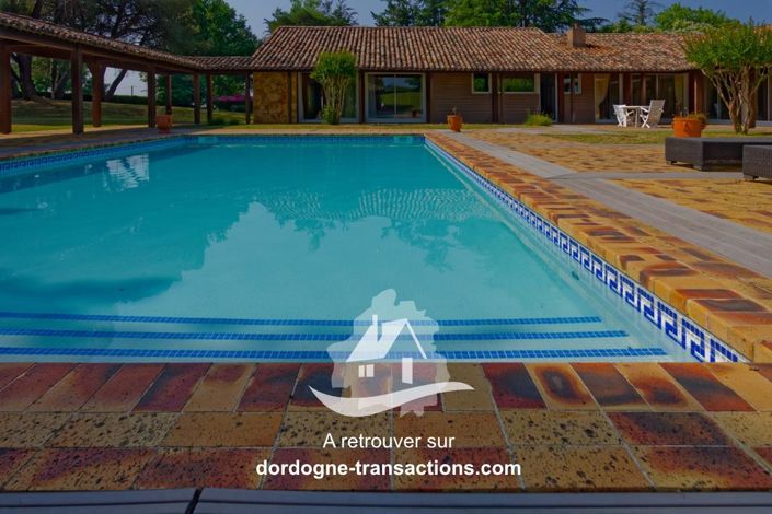 Image No.9-5 Bed House for sale