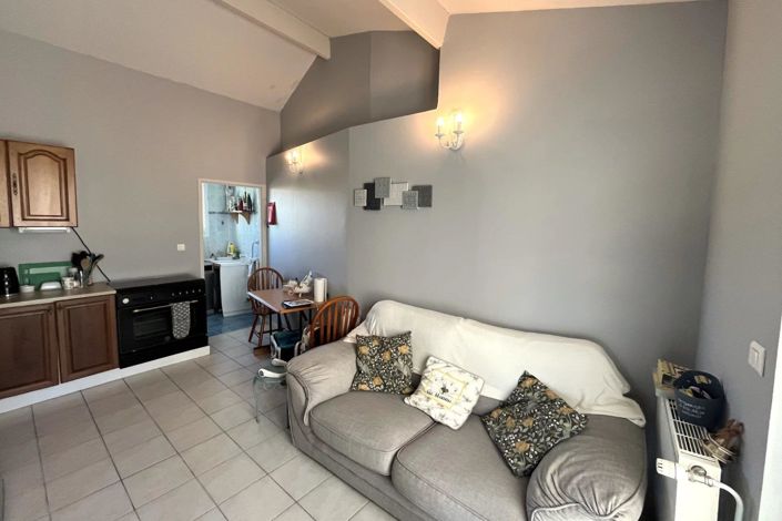 Image No.18-9 Bed House for sale