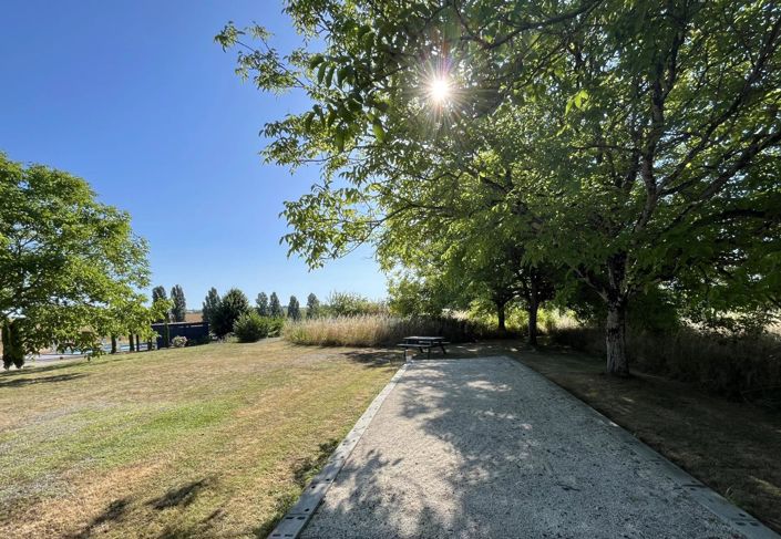 Image No.38-9 Bed House for sale