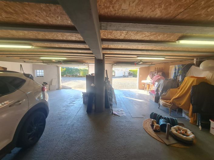 Image No.21-3 Bed House for sale