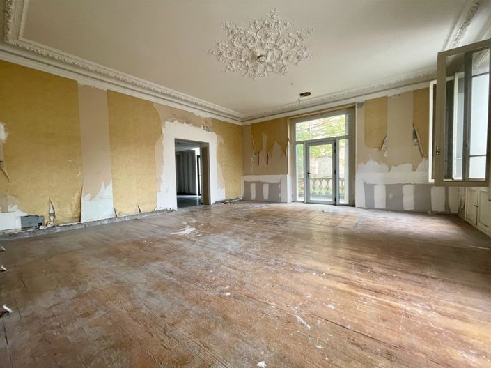 Image No.6-House for sale