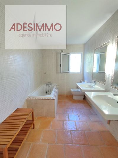 Image No.5-5 Bed House for sale