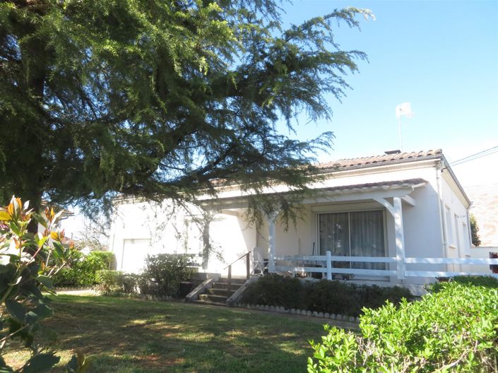 Image No.10-6 Bed House for sale