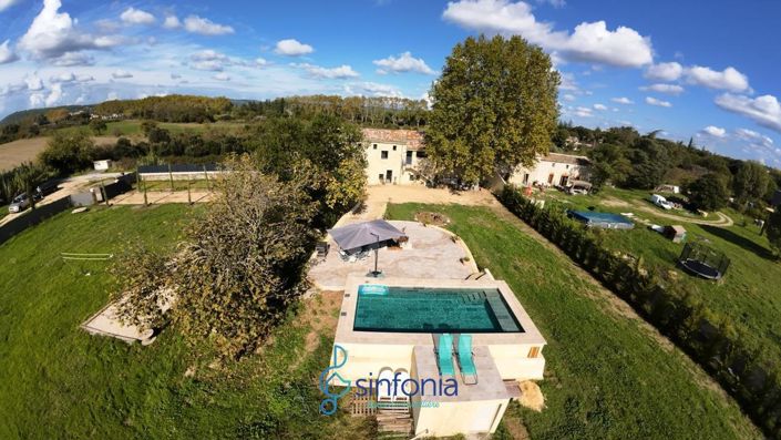 Image No.2-Propriété de 5 chambres à vendre à Uzès