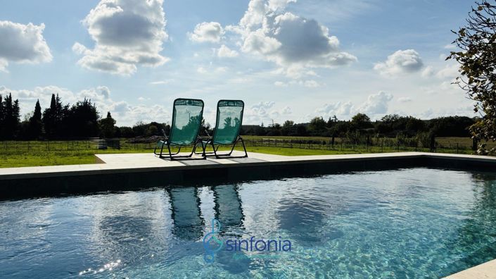 Image No.4-Propriété de 5 chambres à vendre à Uzès