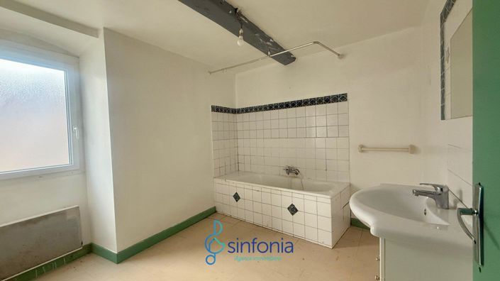 Image No.7-House for sale