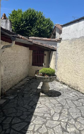 Image No.11-Maison de 3 chambres à vendre à Montmoreau-Saint-Cybard