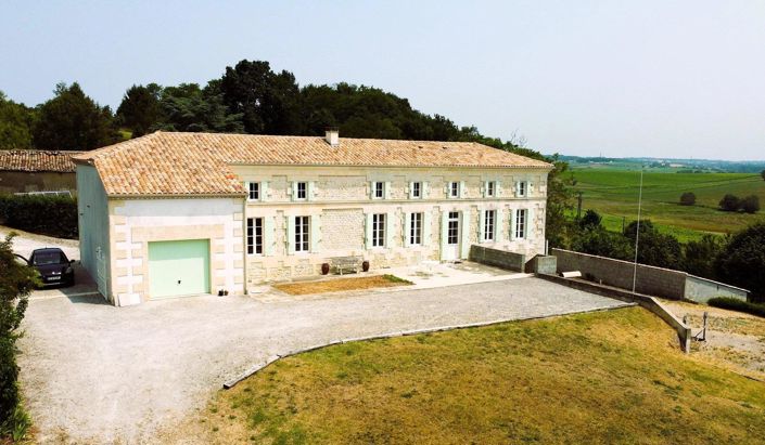 Image No.1-4 Bed House for sale