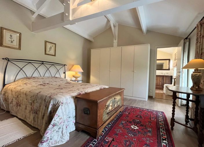 Image No.19-4 Bed House for sale