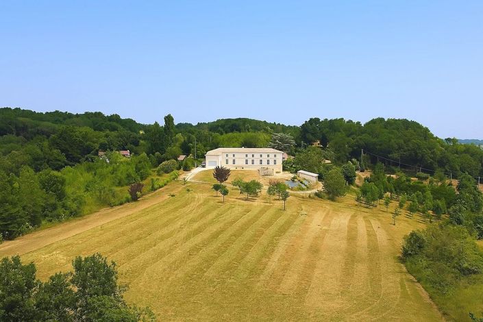 Image No.2-4 Bed House for sale