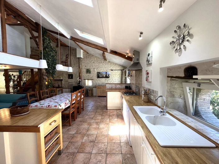 Image No.20-Maison de 8 chambres à vendre à Saint-Laurent-des-Combes