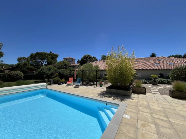 Image No.36-Maison de 8 chambres à vendre à Saint-Laurent-des-Combes