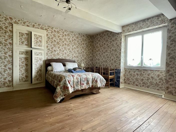 Image No.11-4 Bed House for sale