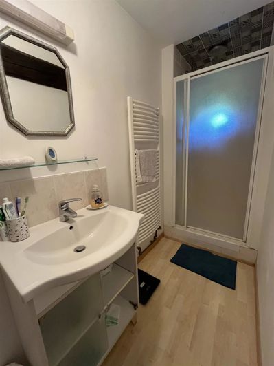 Image No.19-5 Bed House for sale