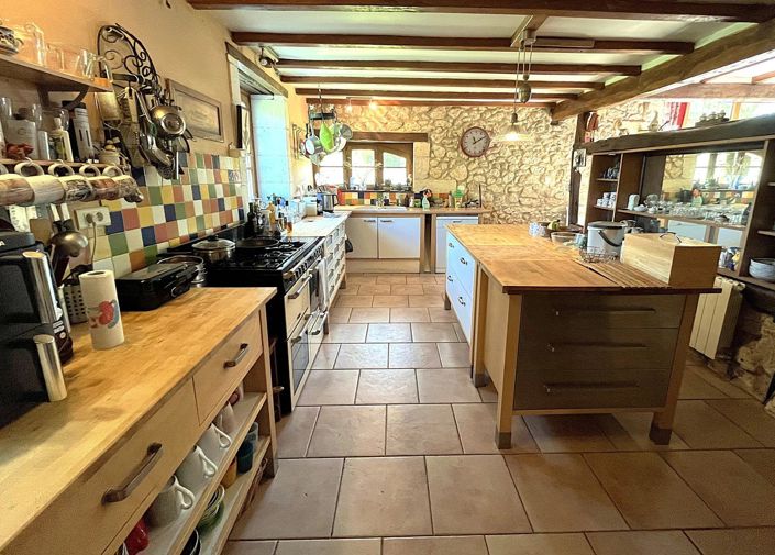 Image No.5-5 Bed House for sale