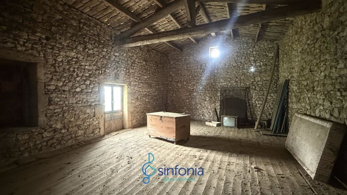 Image No.10-2 Bed House for sale