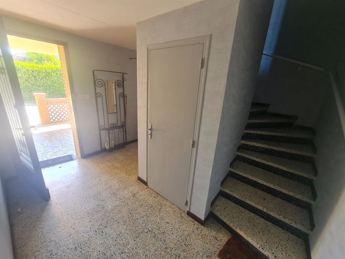 Image No.12-3 Bed House for sale