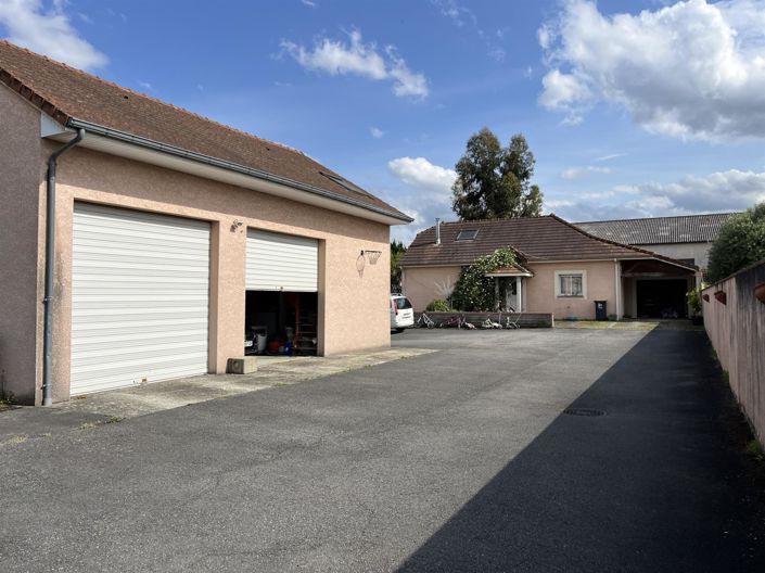 Image No.14-6 Bed House for sale