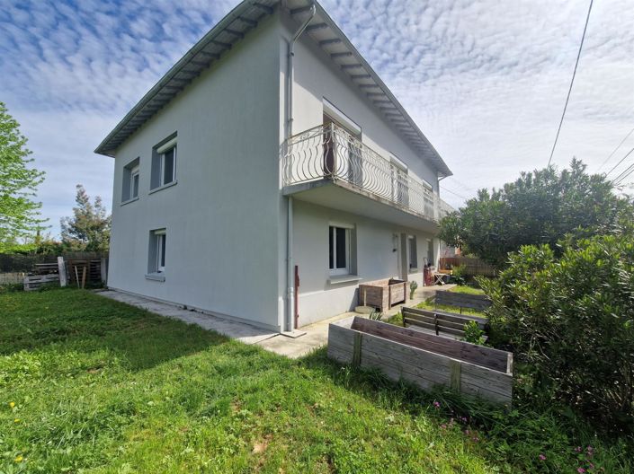 Image No.16-5 Bed House for sale