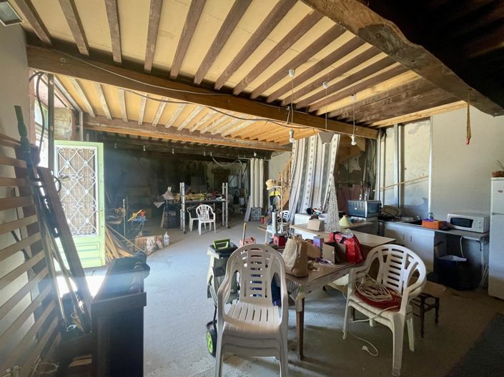 Image No.4-2 Bed House for sale