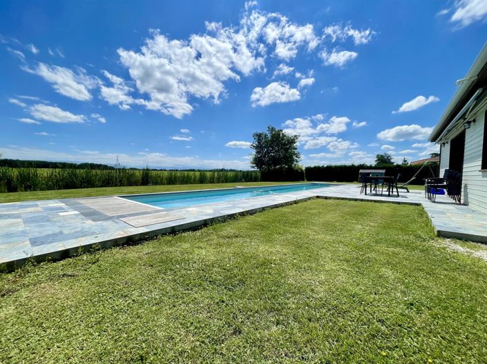 Image No.2-3 Bed House for sale