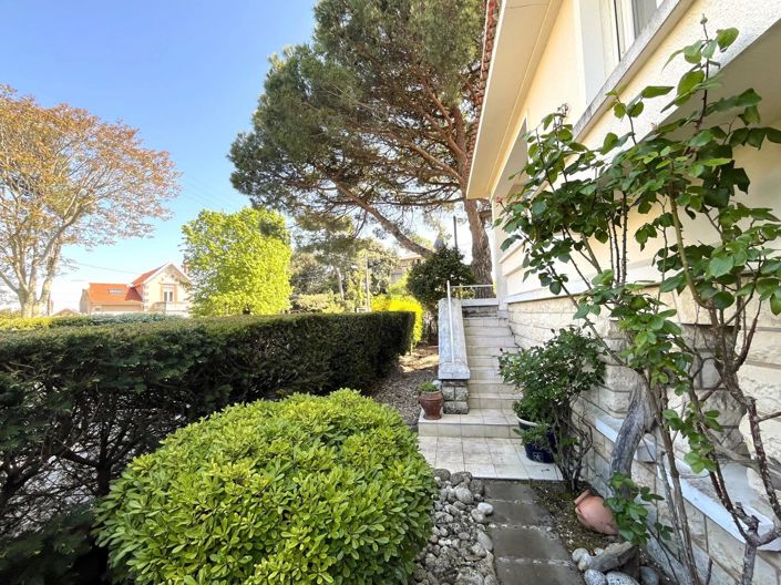 Image No.18-5 Bed House for sale