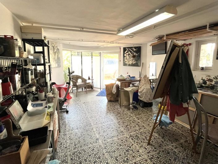 Image No.36-5 Bed House for sale