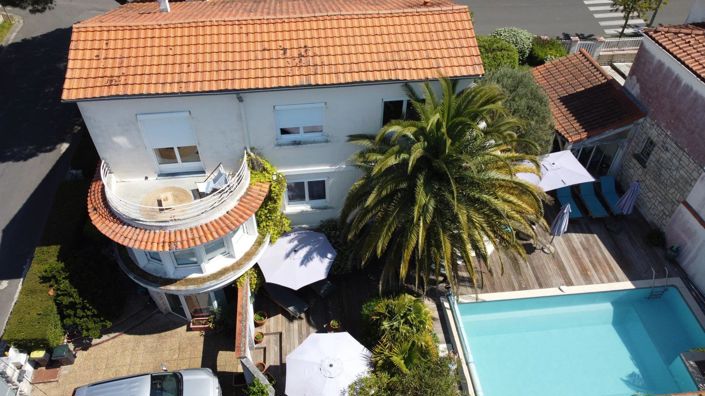 Image No.40-5 Bed House for sale