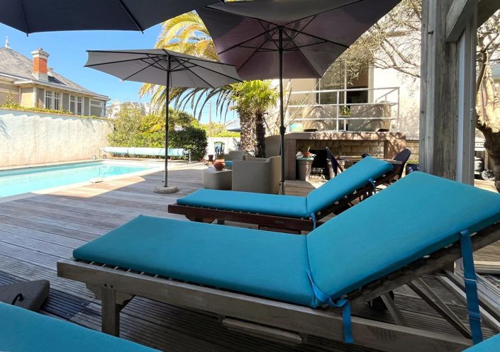 Image No.9-5 Bed House for sale