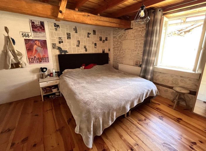 Image No.15-8 Bed House for sale