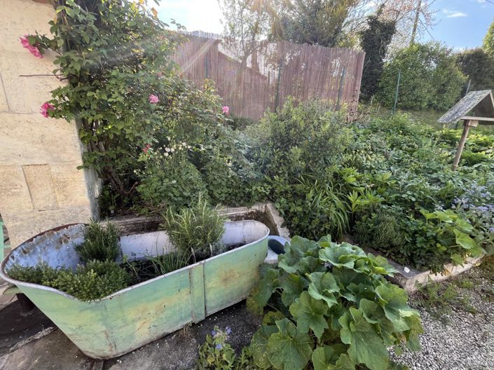 Image No.22-8 Bed House for sale