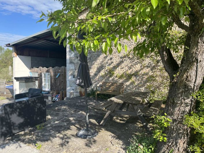 Image No.23-8 Bed House for sale