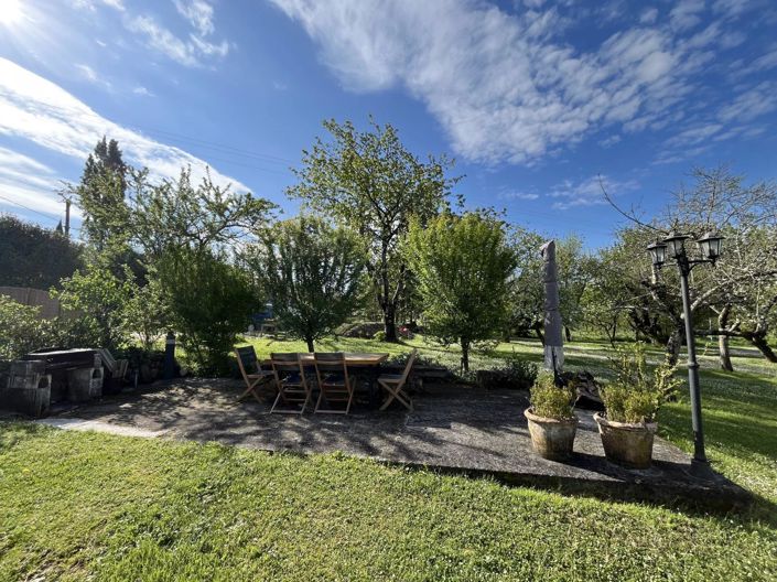 Image No.26-8 Bed House for sale