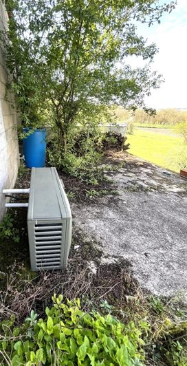 Image No.31-8 Bed House for sale