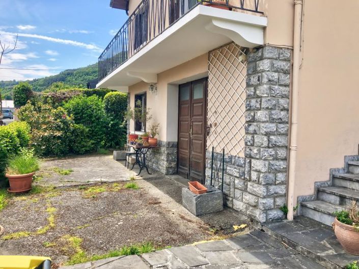 Image No.10-5 Bed House for sale