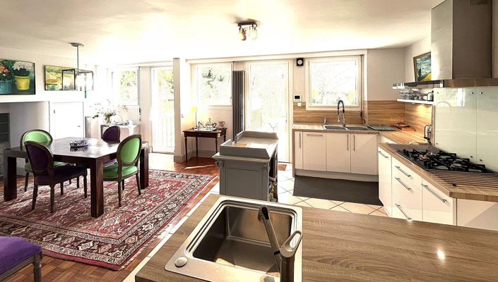 Image No.13-6 Bed House for sale